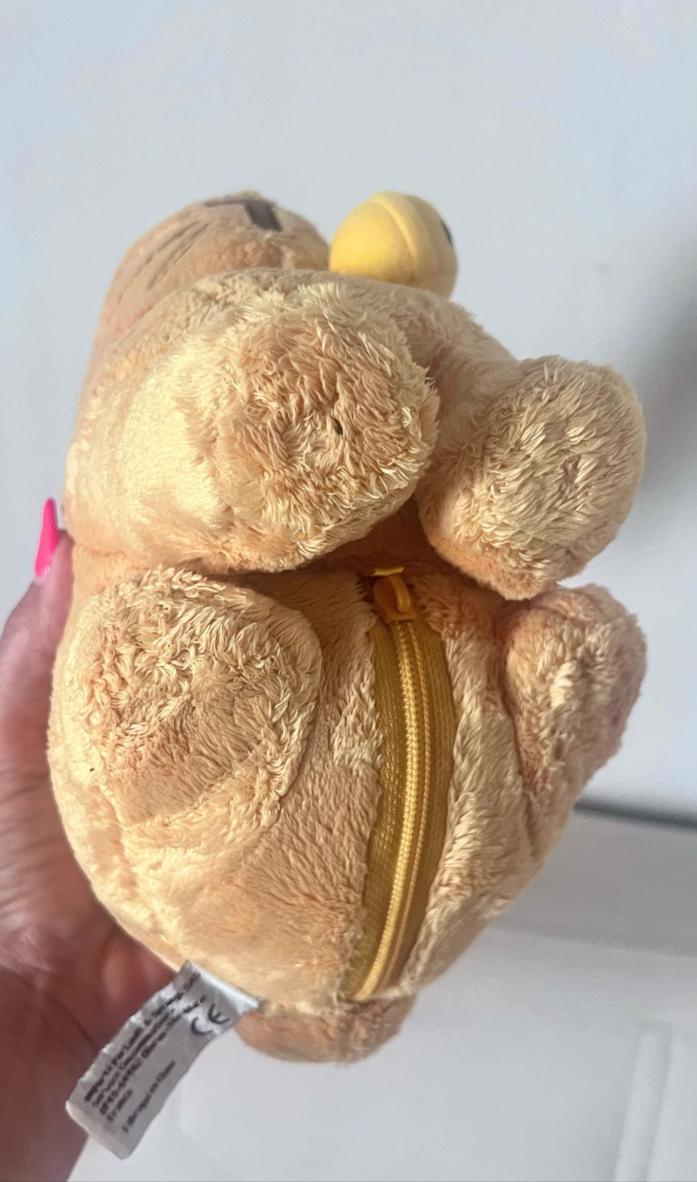 Large Lindt rabbit plush – photo 4